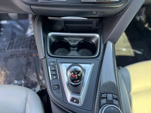 Used 2017 BMW M4 Coupe RWD image 24