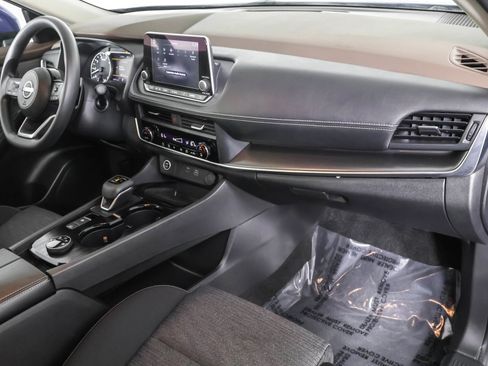 Used 2023 Nissan Rogue SV image 53