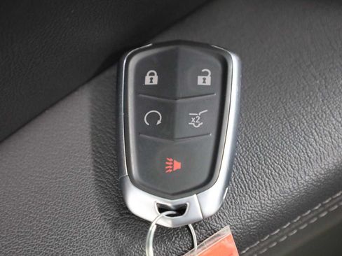Used 2023 Cadillac XT5 Sportv w/ LPO, Floor Liner Package AWD/4WD image 41