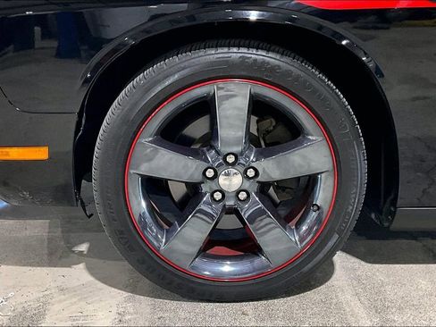 Used 2014 Dodge Challenger R/T w/ R/T Redline Group image 8