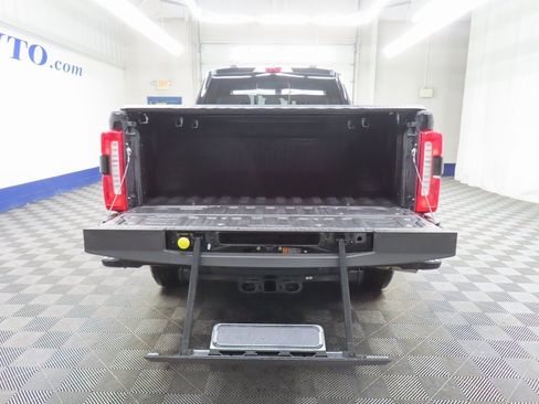 Used 2024 Ford F350 Lariat w/ Lariat Ultimate Package image 36