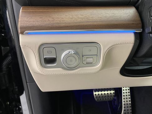 New 2026 Mercedes-Benz GLE 53 AMG 4MATIC image 18