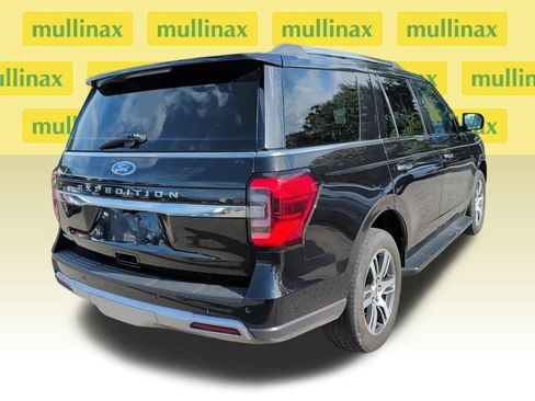 Used 2024 Ford Expedition Limited RWD image 6