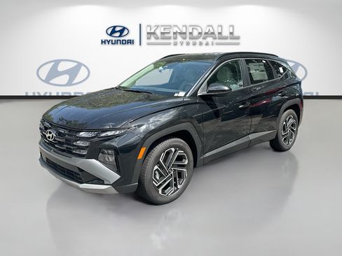 New 2026 Hyundai Tucson SEL Plus FWD image 3