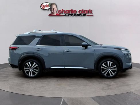 Used 2024 Nissan Pathfinder Platinum w/ Cargo Package FWD image 6