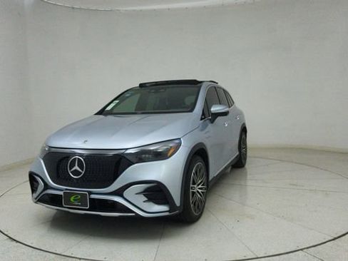 Used 2023 Mercedes-Benz EQE 350+ 4MATIC SUV w/ Pinnacle Trim Package image 65