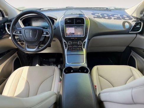 Used 2020 Lincoln Nautilus Reserve FWD image 10