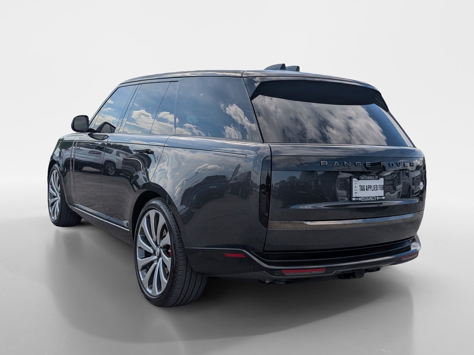 Used 2024 Land Rover Range Rover SV AWD/4WD image 4