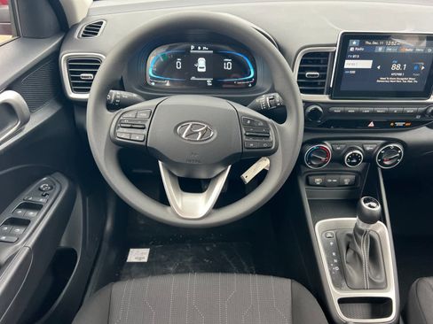 New 2026 Hyundai Venue SE image 14