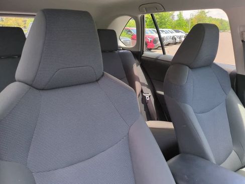 Certified 2024 Toyota RAV4 LE AWD/4WD image 7