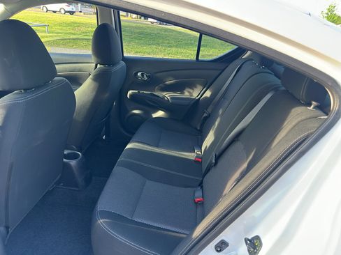 Used 2017 Nissan Versa SV image 15