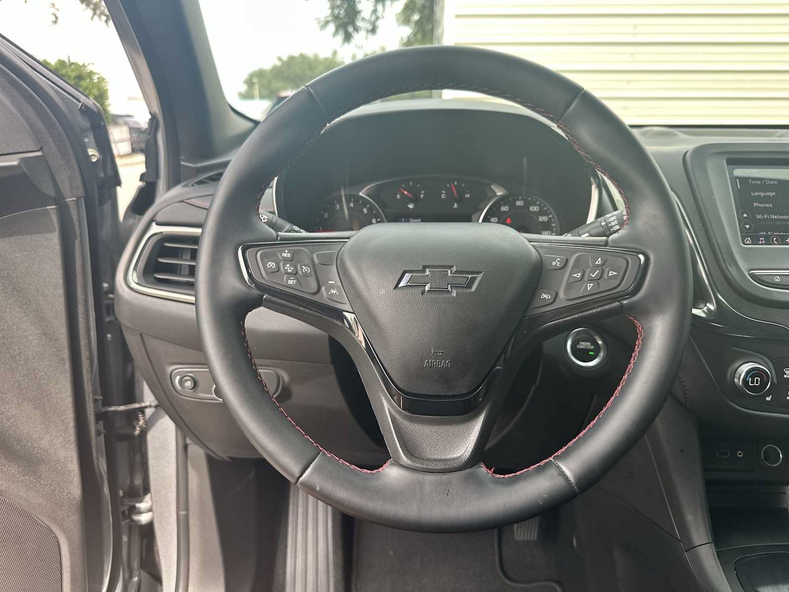 Certified 2023 Chevrolet Equinox RS FWD image 20