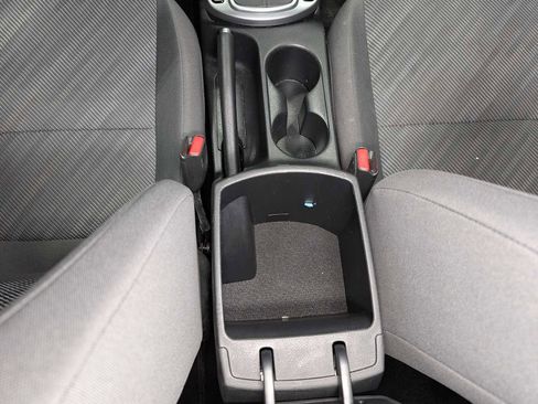 Used 2022 Kia Seltos LX AWD/4WD image 20