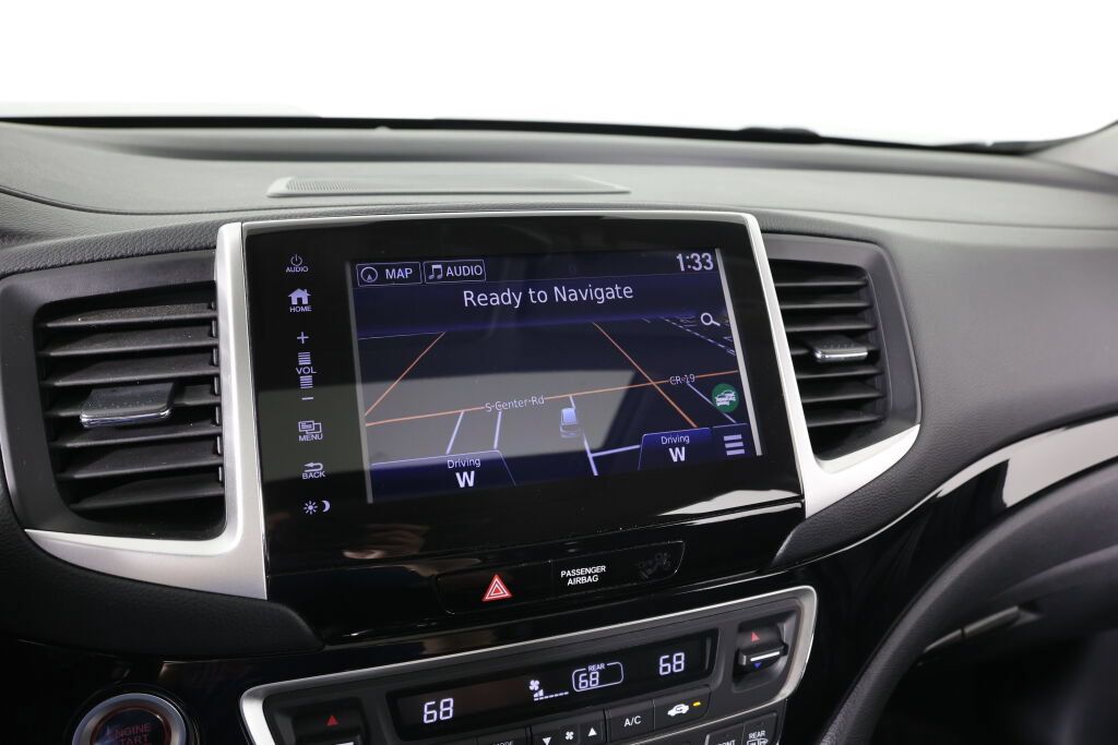 Used 2017 Honda Pilot Touring image 35