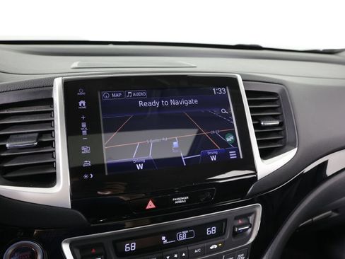 Used 2017 Honda Pilot Touring image 35