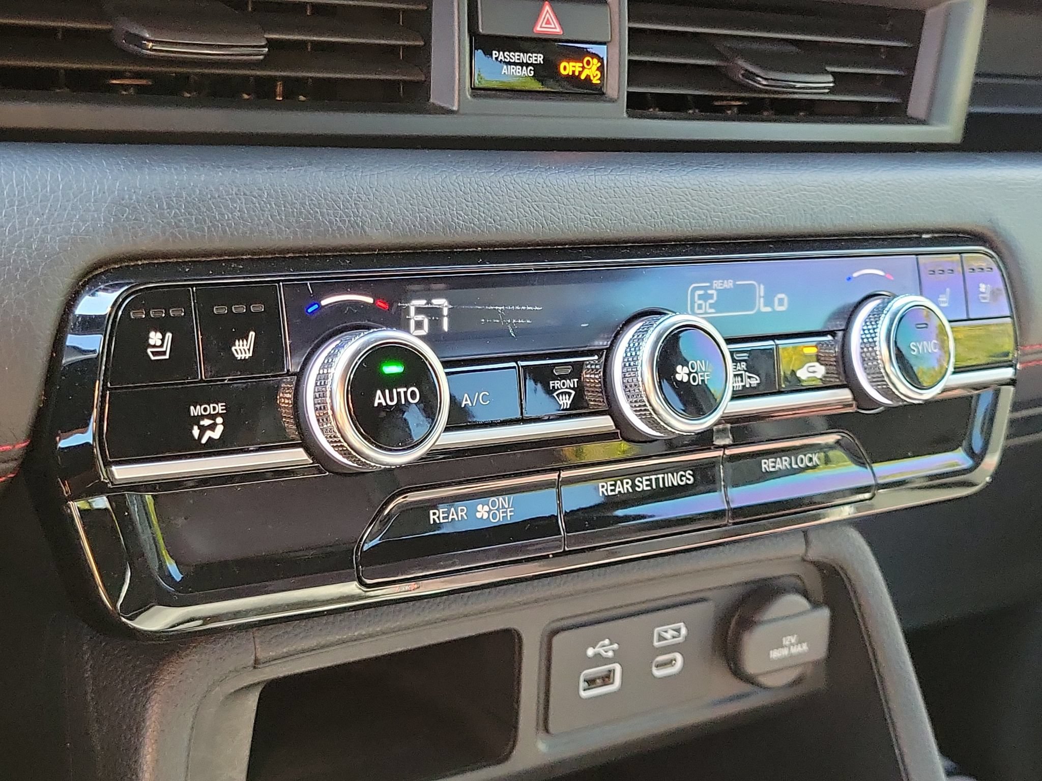 Used 2025 Honda Pilot Black Edition image 20