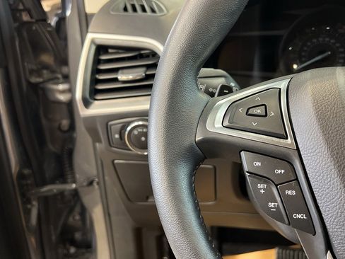 Used 2024 Ford Edge SEL w/ Convenience Package image 33