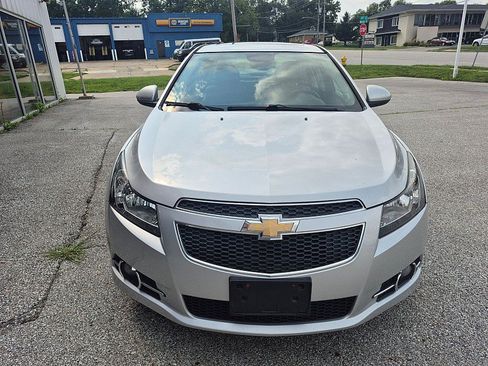 Used 2014 Chevrolet Cruze LT w/ Sun, Sound and Sport Package FWD image 8