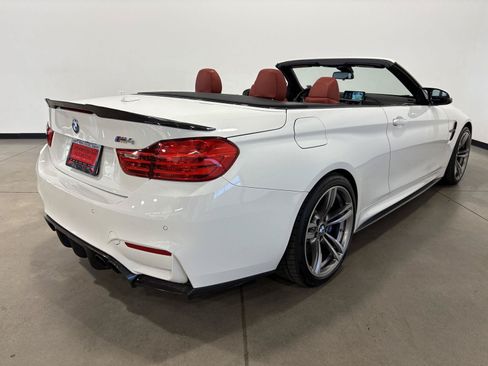 Used 2017 BMW M4 Convertible RWD image 11