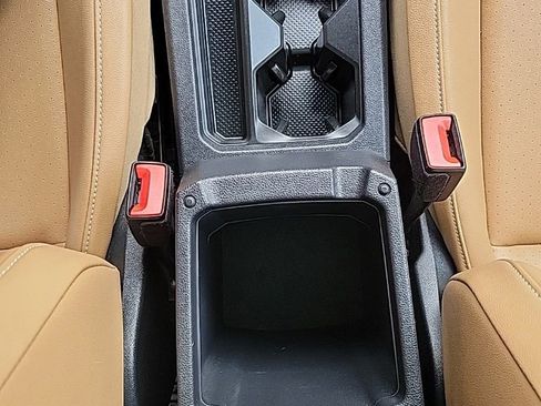 Certified 2022 Volkswagen Tiguan SE R-Line image 41