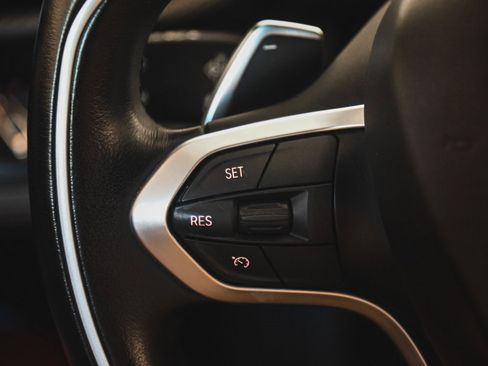 Used 2019 BMW i8 Coupe image 20