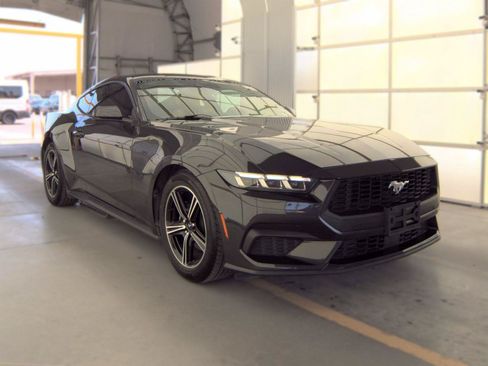 Used 2024 Ford Mustang Coupe RWD image 1