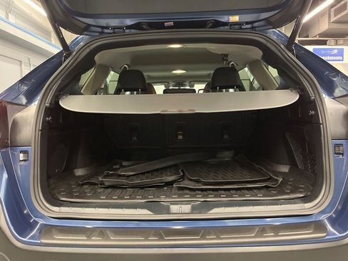 Certified 2022 Subaru Outback Limited image 32