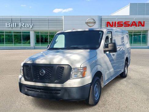 Used 2021 Nissan NV 1500 S image 2