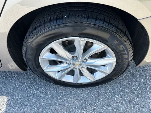 Used 2023 Chevrolet Malibu LT w/ Driver Confidence Package FWD image 9