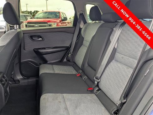 Used 2023 Nissan Rogue SV image 13