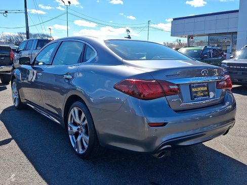 Used 2017 INFINITI Q70 L 3.7 AWD/4WD image 5