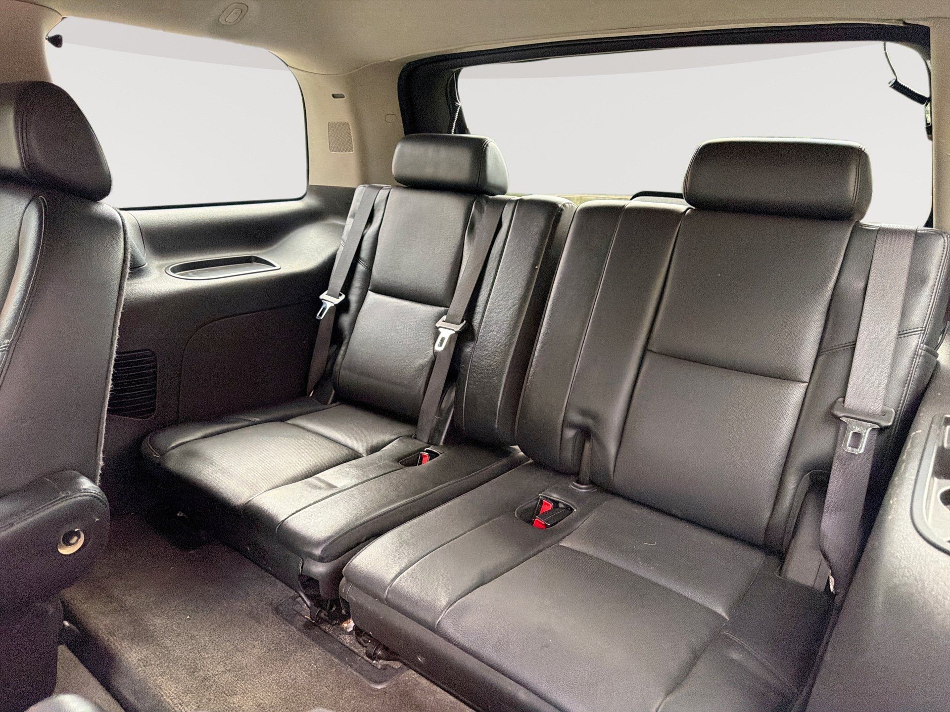 Used 2009 Chevrolet Tahoe LTZ AWD/4WD image 27
