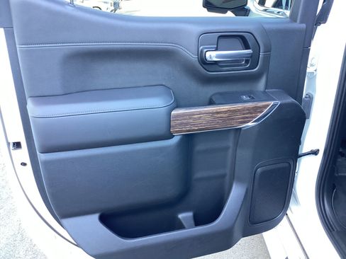 Used 2021 Chevrolet Silverado 1500 High Country w/ Safety Package II image 23