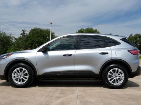 Used 2021 Ford Escape S AWD/4WD image 4