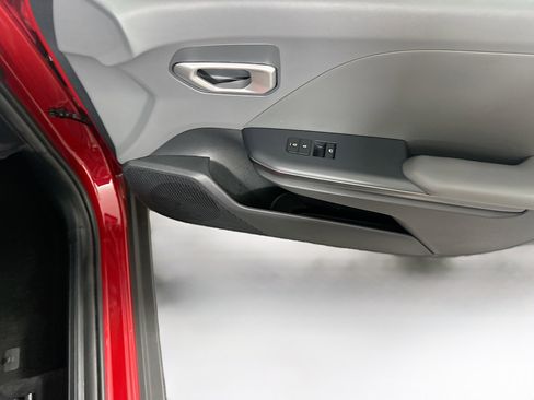 Used 2025 Kia K4 LXS image 31