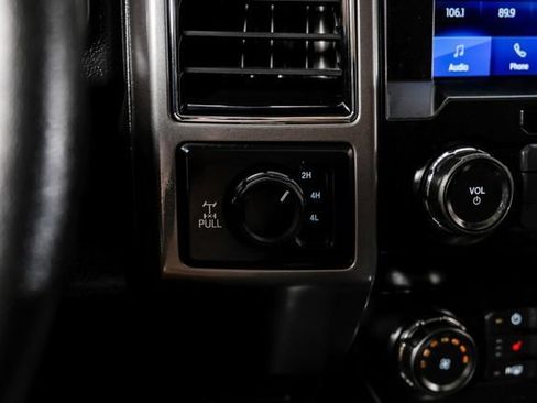 Used 2020 Ford F150 XLT w/ Equipment Group 302A Luxury AWD/4WD image 31