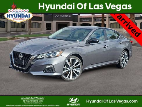 Used 2022 Nissan Altima 2.5 SR image 1