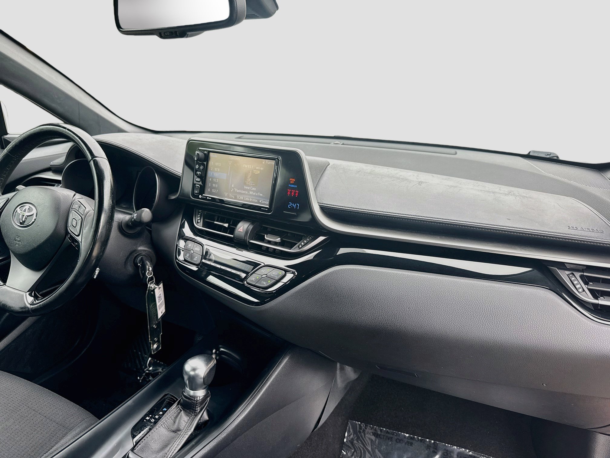 Used 2018 Toyota C-HR XLE FWD image 29