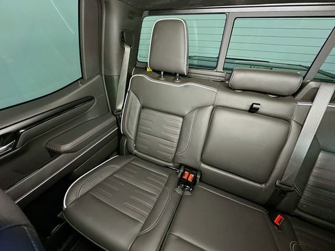Used 2026 GMC Sierra 1500 AT4X w/ AT4X AEV Edition AWD/4WD image 12
