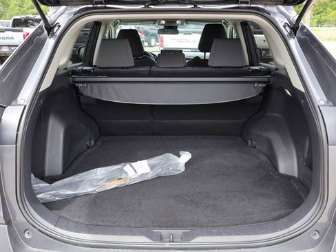 Used 2025 Toyota RAV4 XLE FWD image 26