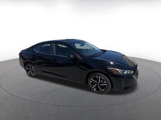 Used 2025 Nissan Sentra SV FWD video 2