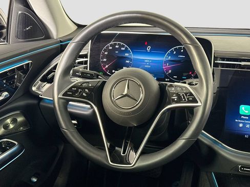 Used 2025 Mercedes-Benz E 350 Sedan image 10