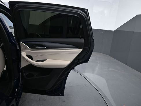 Certified 2023 BMW X4 xDrive30i image 29