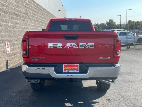 New 2026 RAM 2500 Big Horn image 7