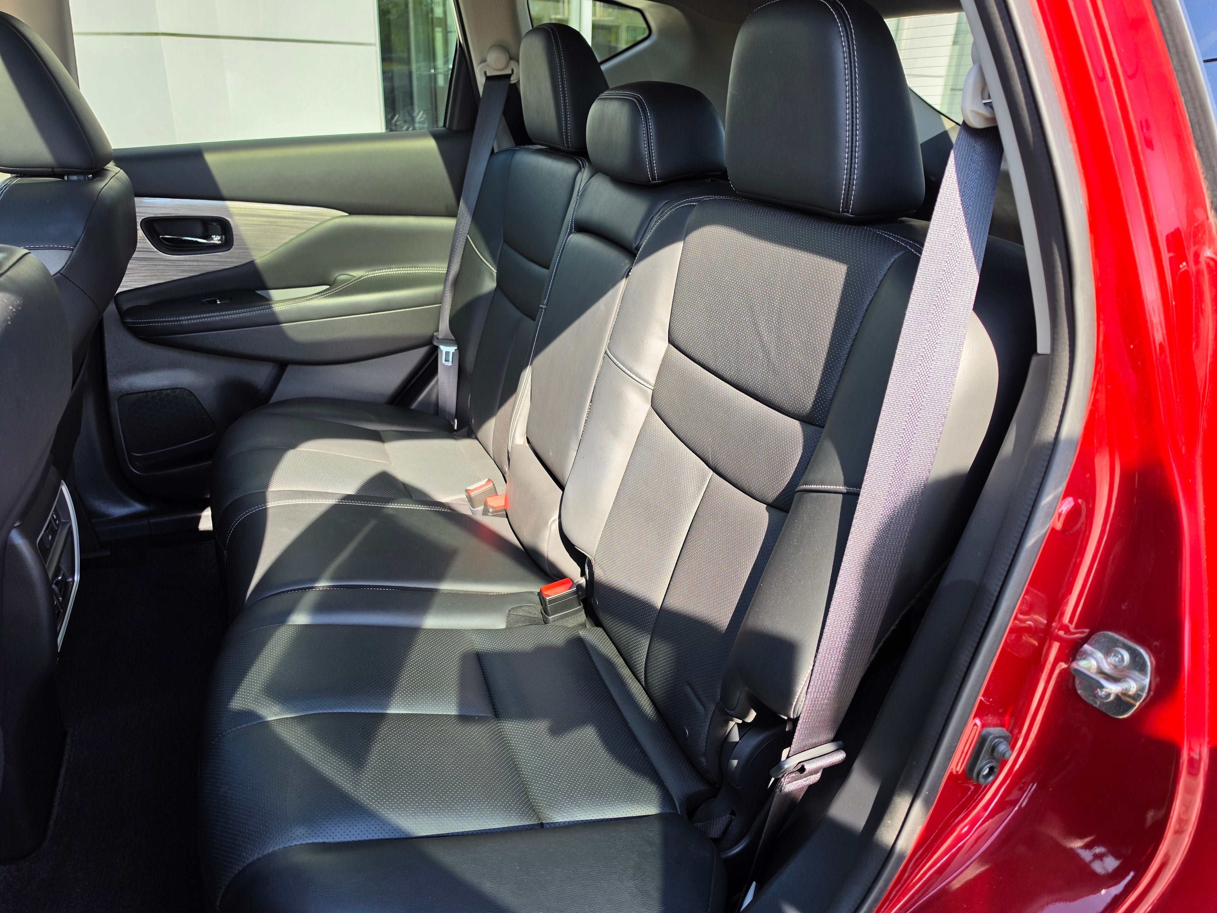 Used 2016 Nissan Murano Platinum w/ Platinum Technology Package AWD/4WD image 12