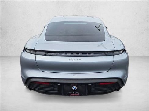 Used 2022 Porsche Taycan RWD image 7
