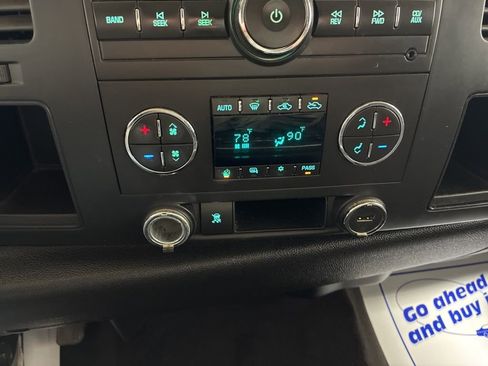 Used 2011 Chevrolet Silverado 1500 LT w/ All-Star Edition image 16