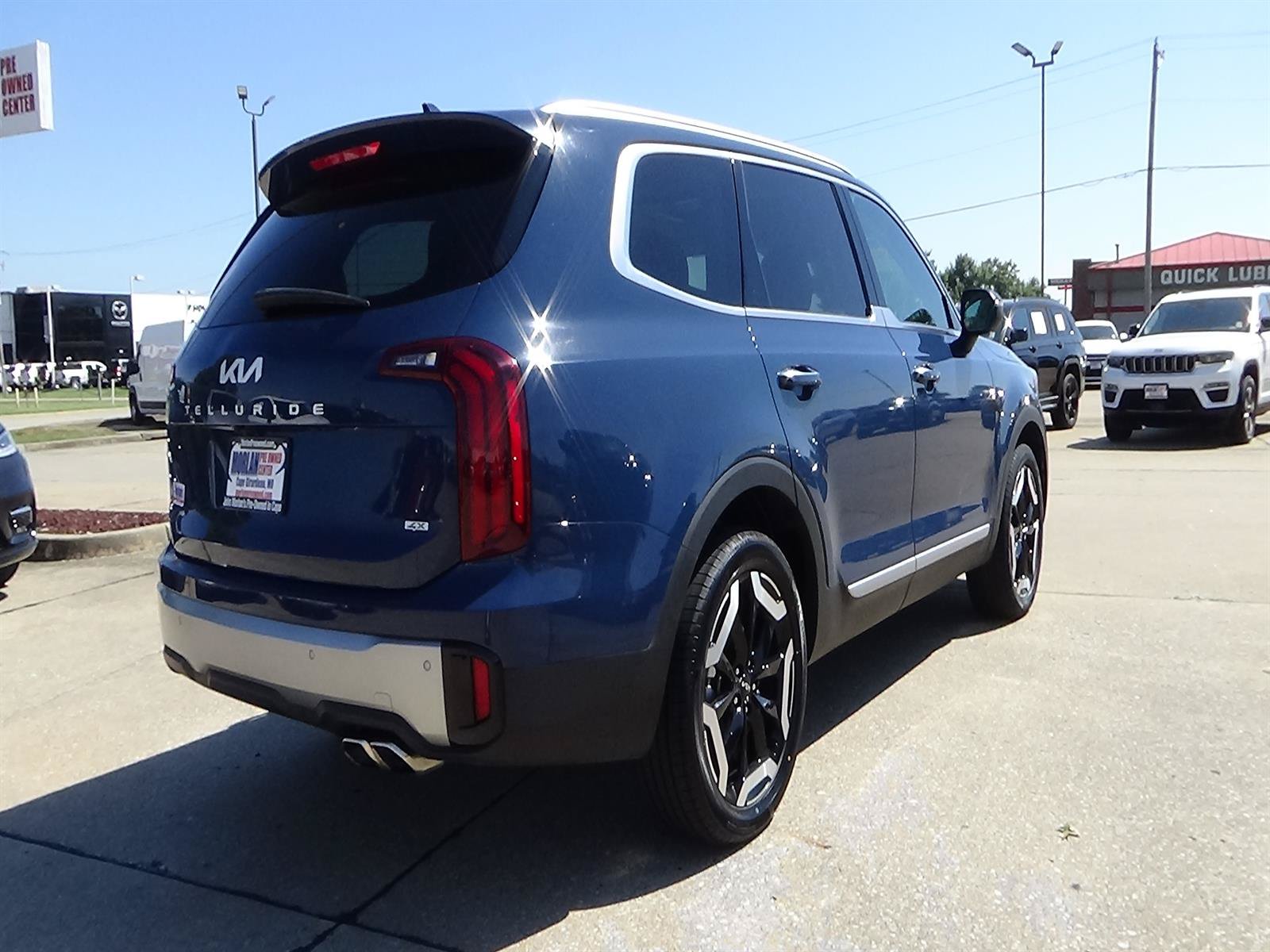 Used 2025 Kia Telluride S AWD/4WD image 7