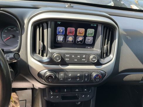 Used 2015 Chevrolet Colorado LT w/ Luxury Package RWD image 21