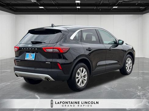 Used 2023 Ford Escape Active w/ Tech Pack #2 AWD/4WD image 5